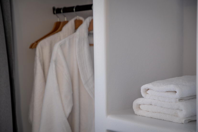 Anthea Suites